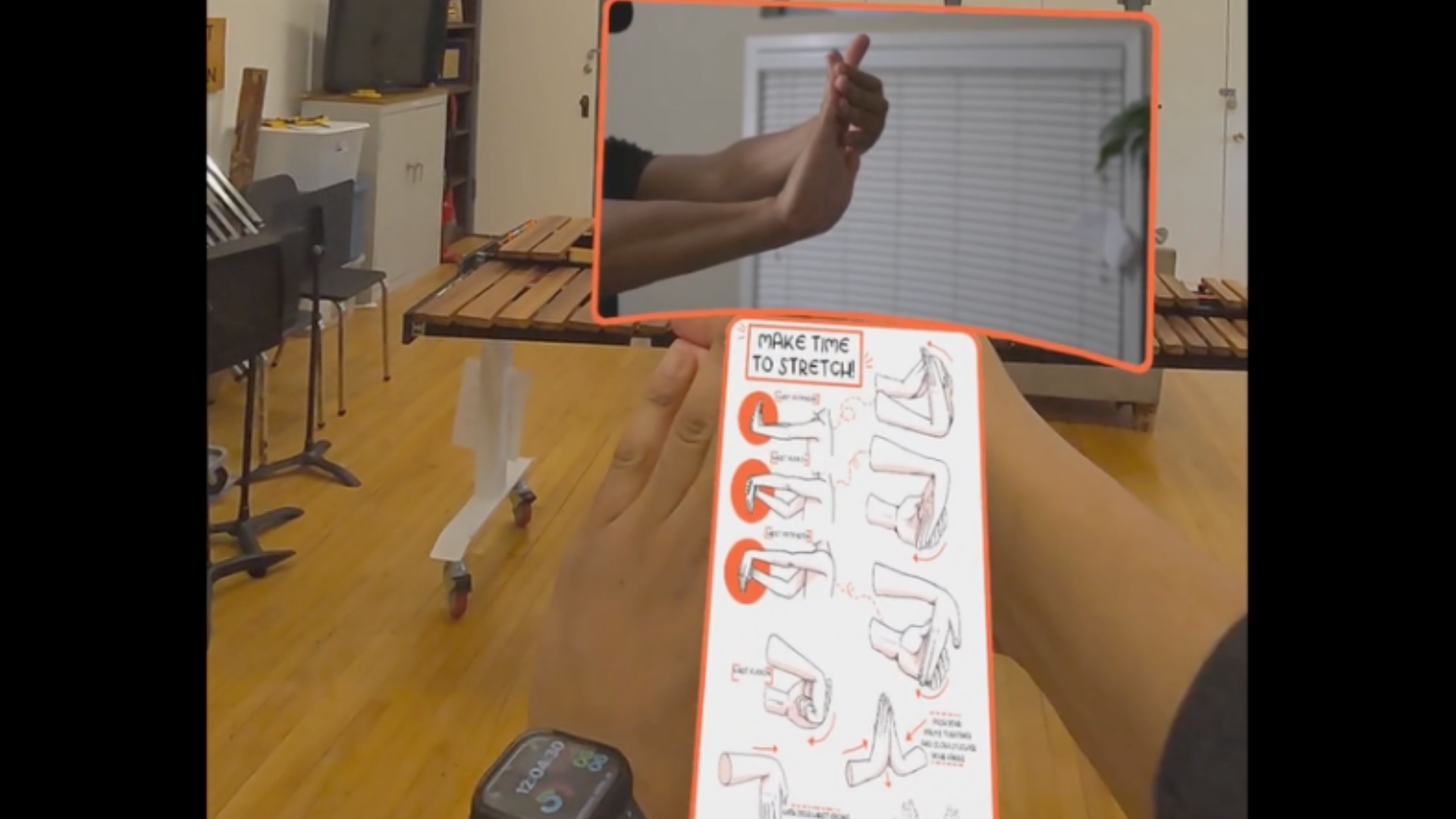 This figure showcases stretching exercises included in Session 2.